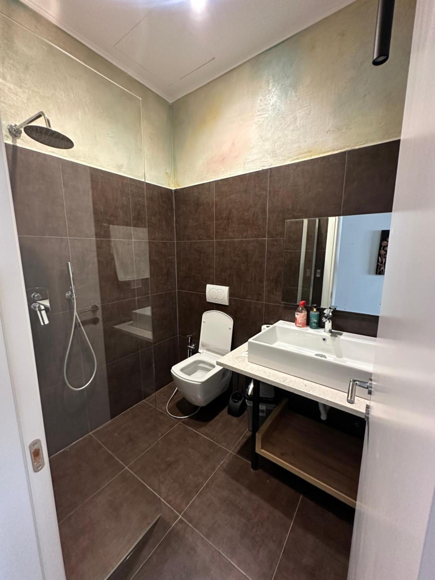 Central Comfort Suites Tiran Dış mekan fotoğraf