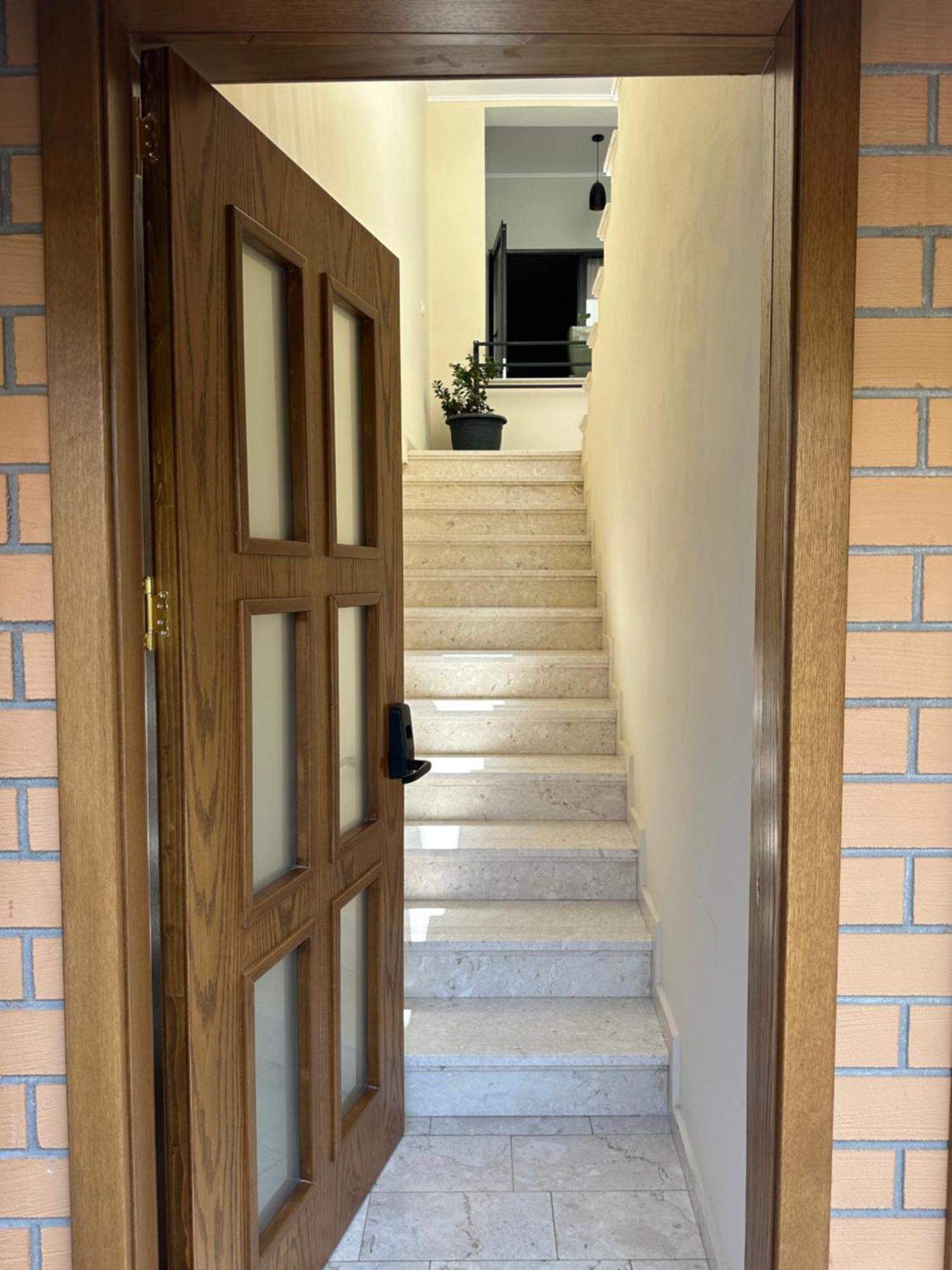 Central Comfort Suites Tiran Dış mekan fotoğraf